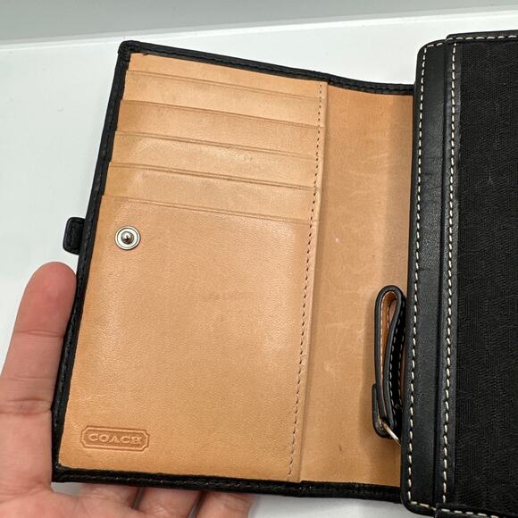 COACH y2k Black Signature Canvas Hampton Buckle Compact Wallet - Picture 8 of 12